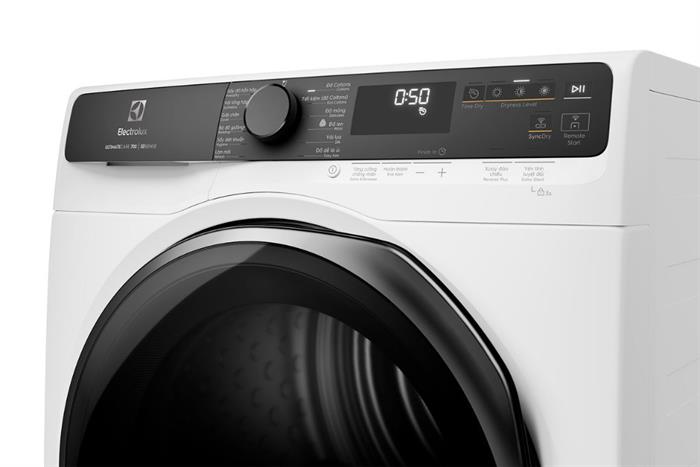 Máy sấy bơm nhiệt Electrolux 9 kg EDH903R7WC