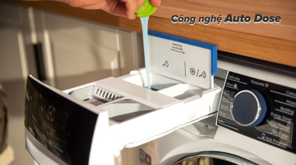 Máy giặt Electrolux UltimateCare 500 Inverter 9 kg EWF9024P5SB